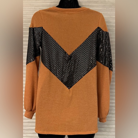 Twenty Second Apricot Sweater with Spangle Shimmer Sequins Size S NEW! - Picture 4 of 11